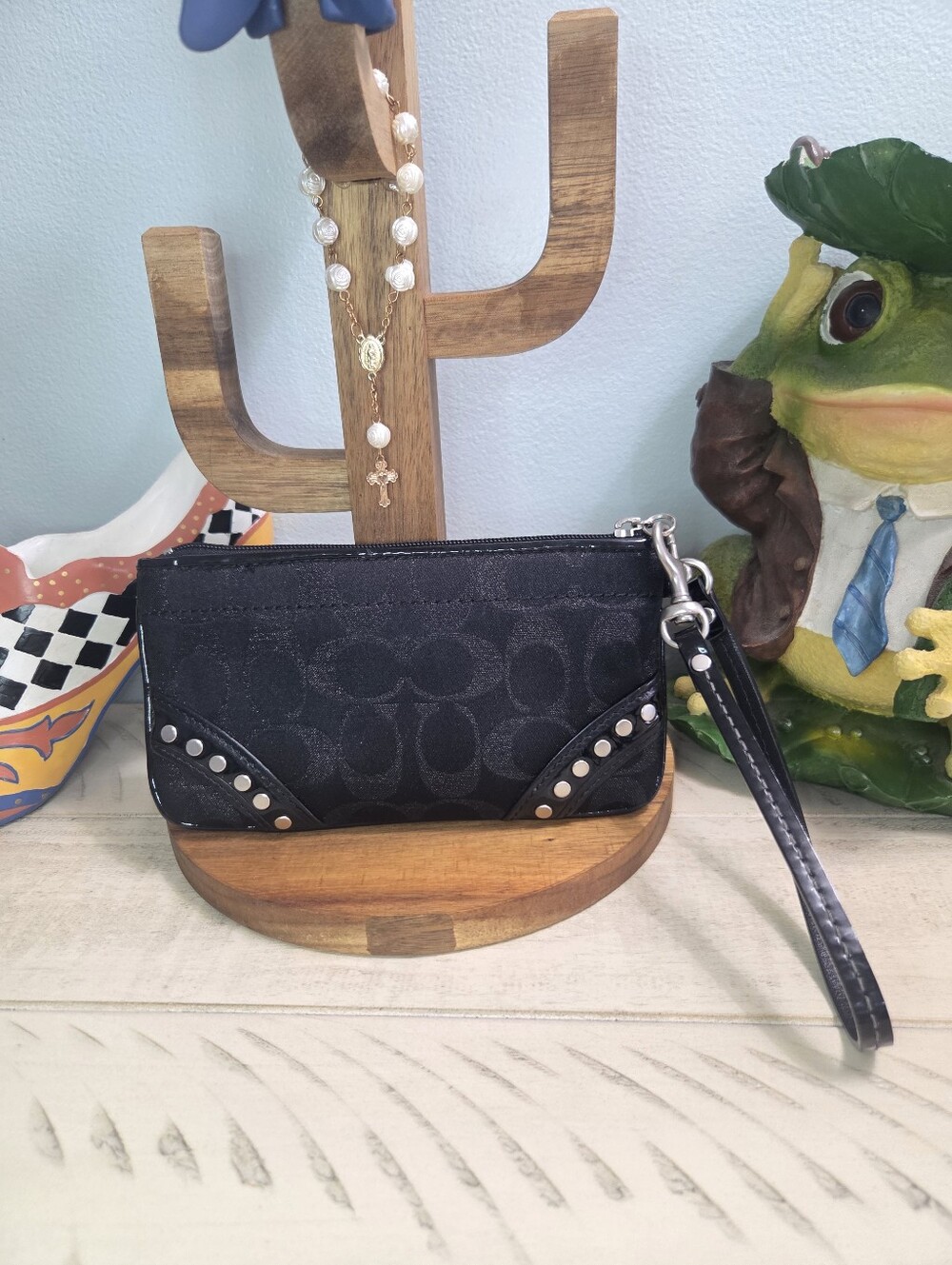 Coach Large Lurex Signature Wristlet Clutch, Black- LN IN EC - Picture 4 of 13